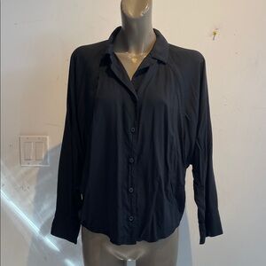 1 People have button down shirt